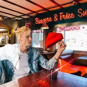 Meet your Posher, Rory